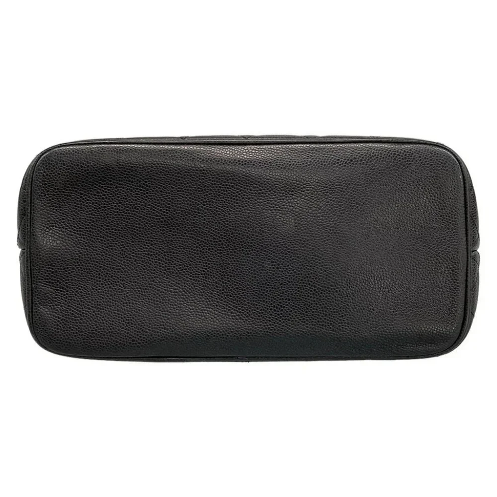 CHANEL Caviar Medallion Tote Black Calfskin Tote Bag - Picture 5 of 15